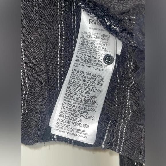 RVCA top - Picture 3 of 5